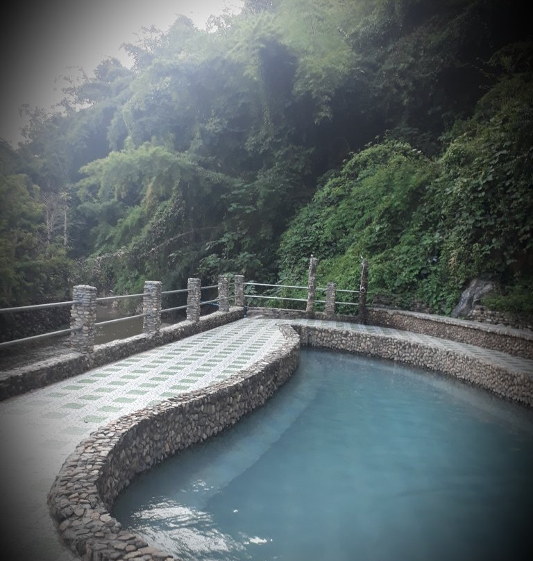 Pong Kwaw Hotspring