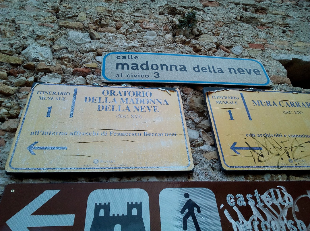 Calle Madonna della Neve-科内利亚诺必去景点