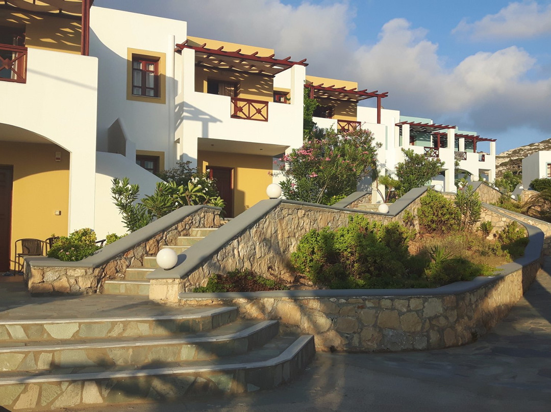 Golden Sun Apartments