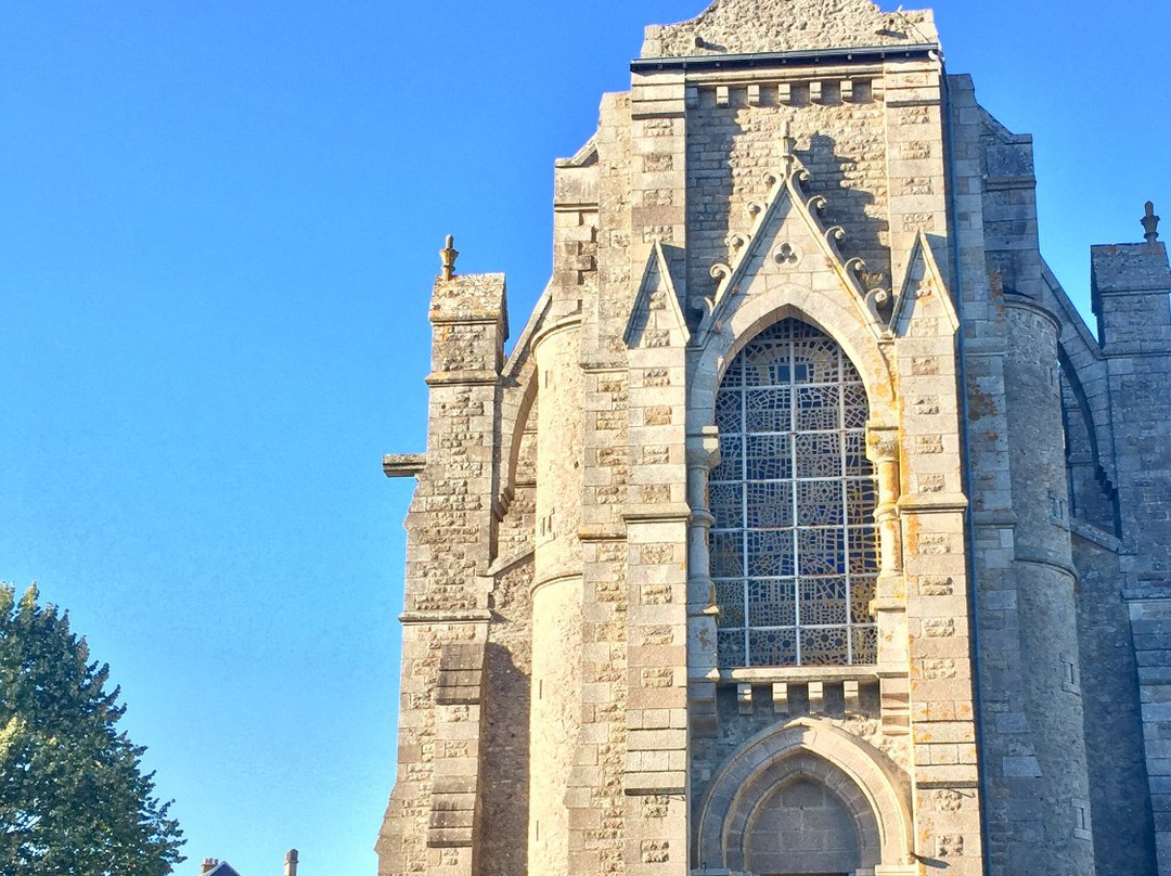 Basilique Notre-Dame de Pitié景点图片