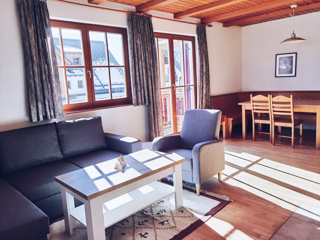 庞霍耶村康体度假村 - 波尔芬克温泉酒店主图