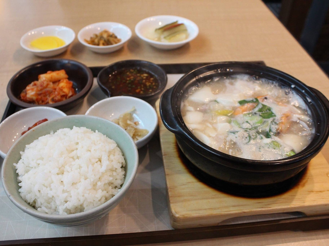 푸드엠파이어