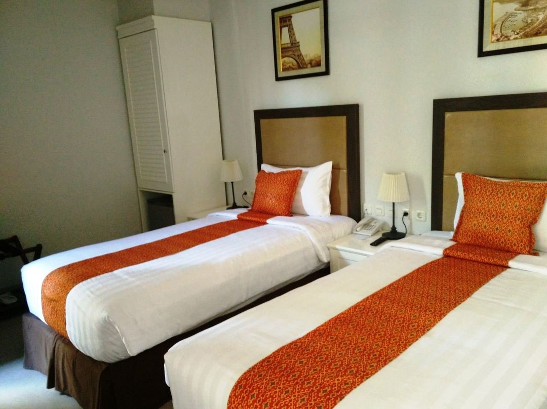 Winangun Satu酒店住宿-Casa de Wanea Hotel & Resto