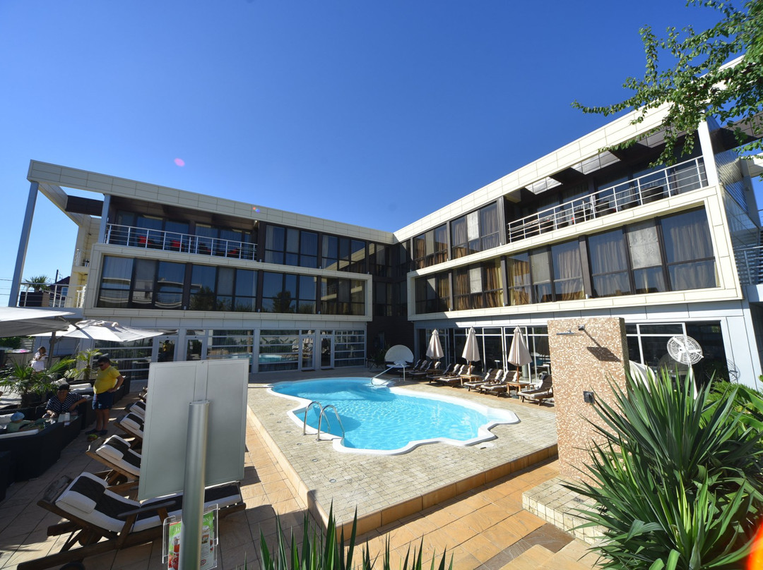 Bless Resort & Villa