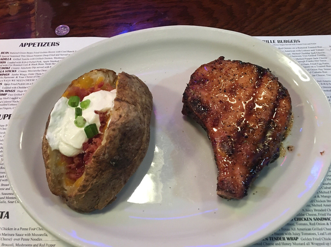 Thompson餐馆和美食-Teluwut Grille House & Pub