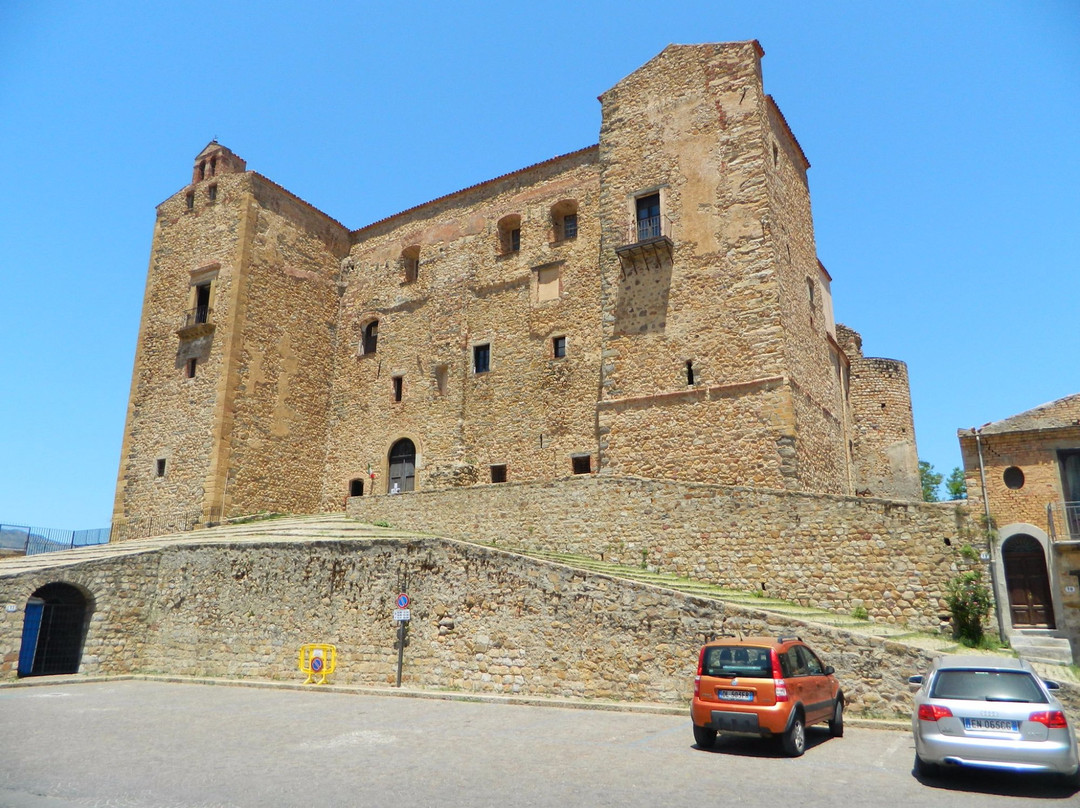 Castelbuono旅游攻略图片