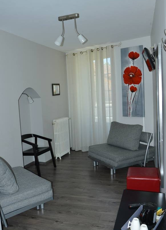 Auberge des 7 Tours主图