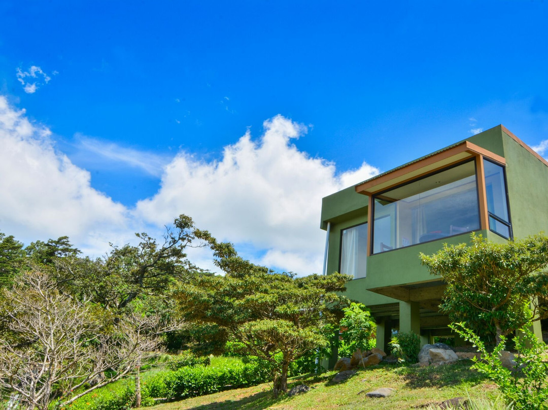 哥斯达黎加彩虹谷山林小屋