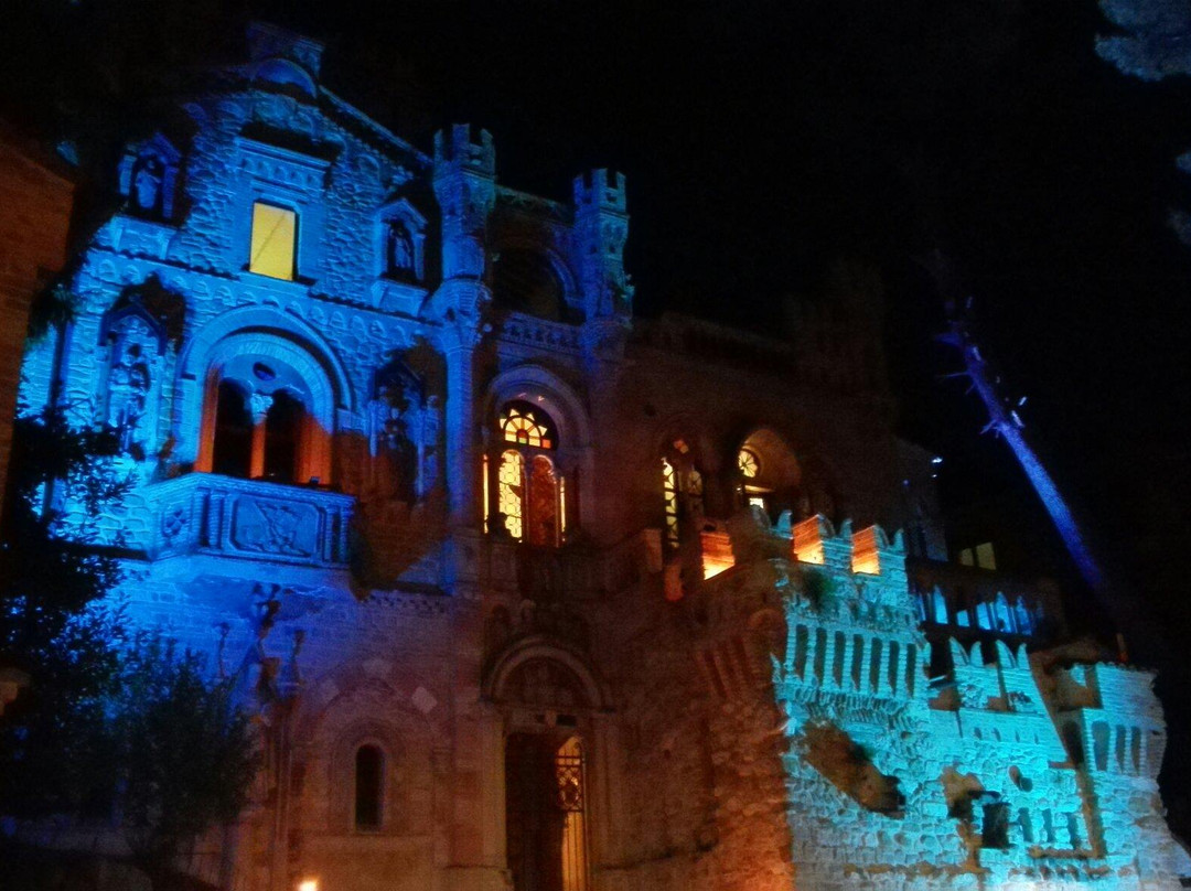 Castello Della Monica-泰拉莫必去景点