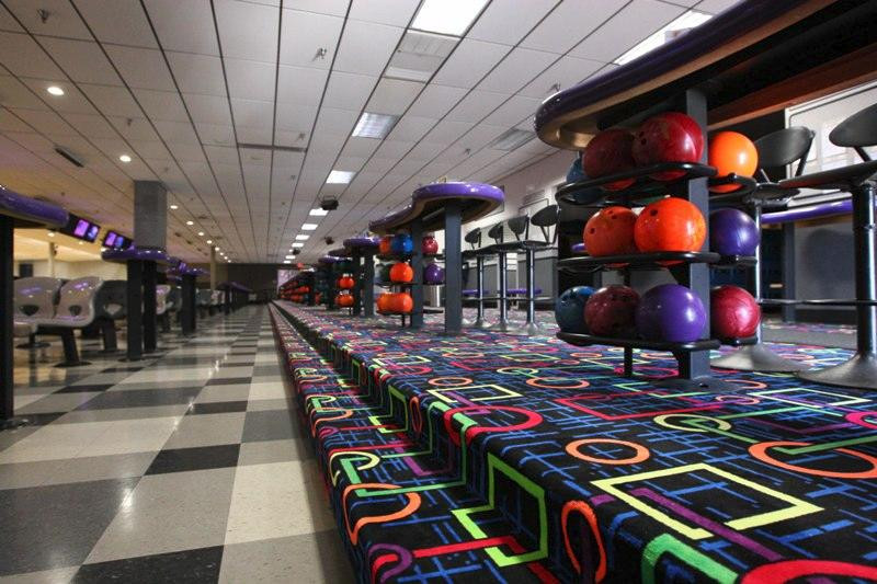 Sartell餐馆和美食-Great River Bowl & Partners Pub