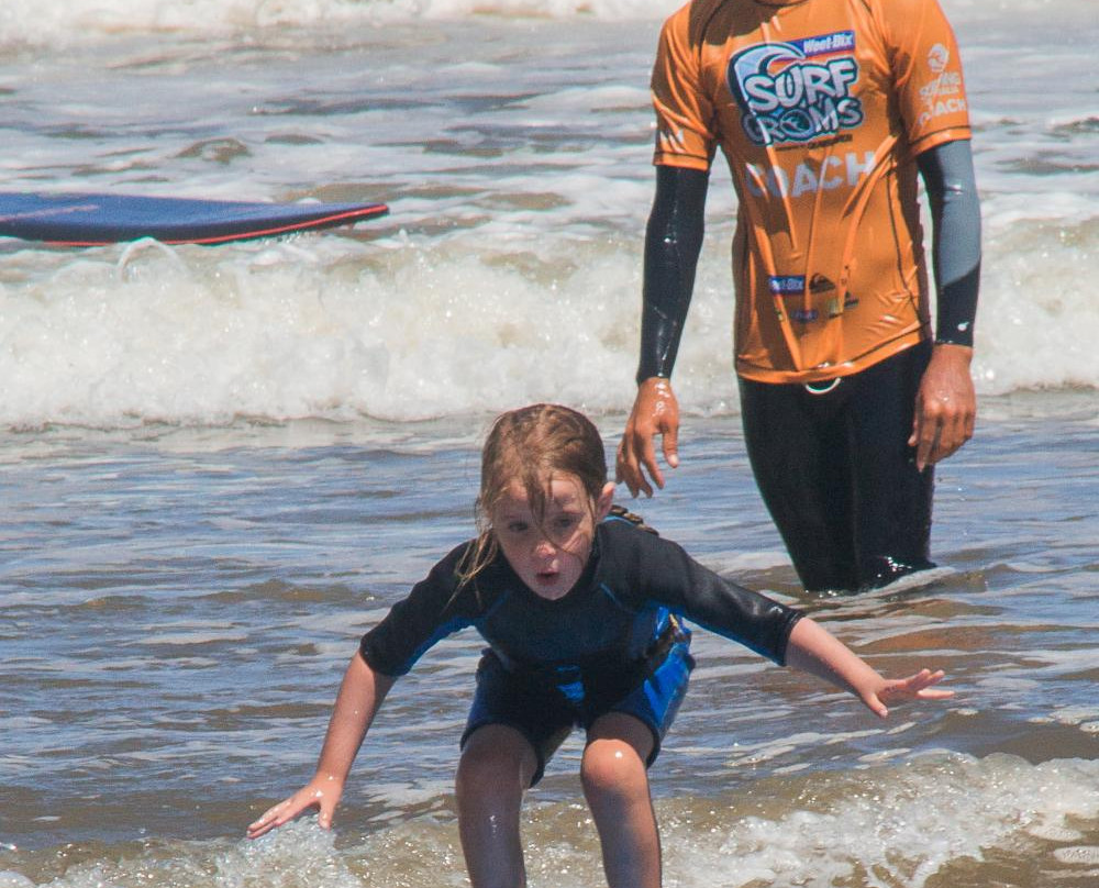 Central Coast Surf School景点图片