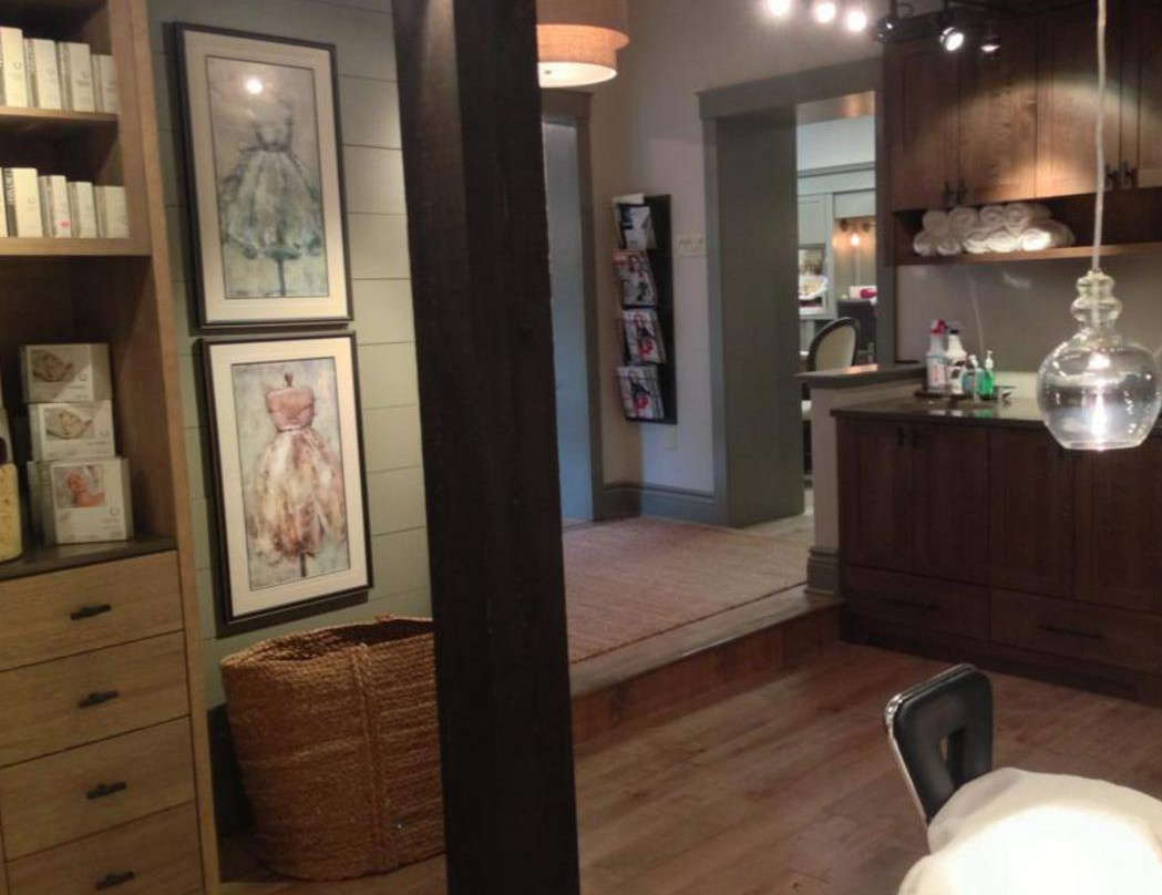 Spotlight Hair & Spa-Richmond必去景点