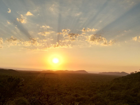 Sierra de la Laguna Mountains-洛斯卡布斯必去景点