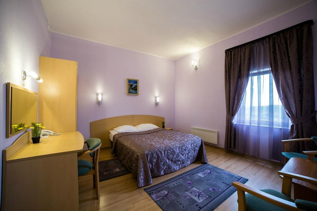 欧格尼摩尔曼斯克酒店