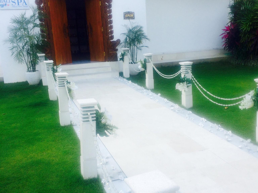 巴厘岛馈礼水疗-水明漾必去景点