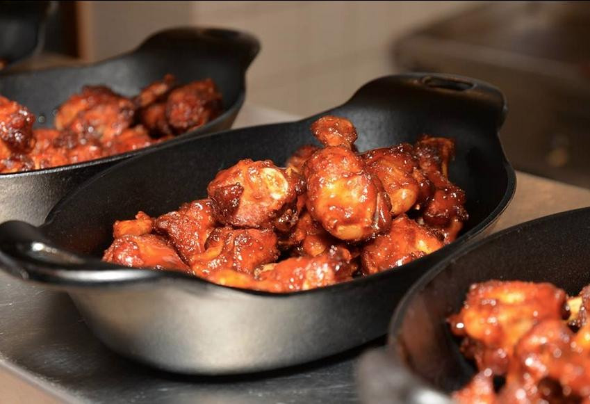 Jack & Johnnies-塔伯拉山必去景点