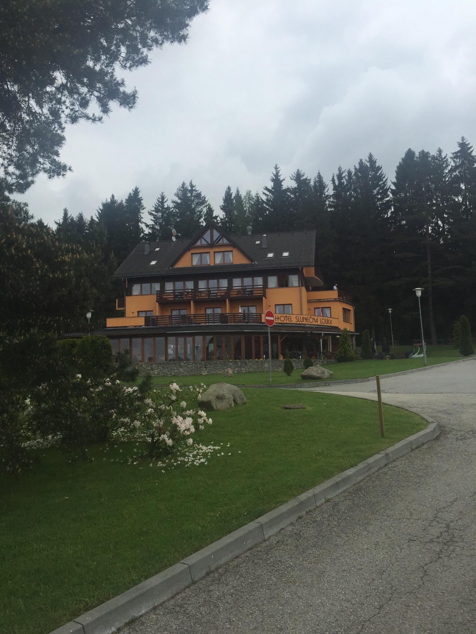 Hotel Slunecna Louka-客卧