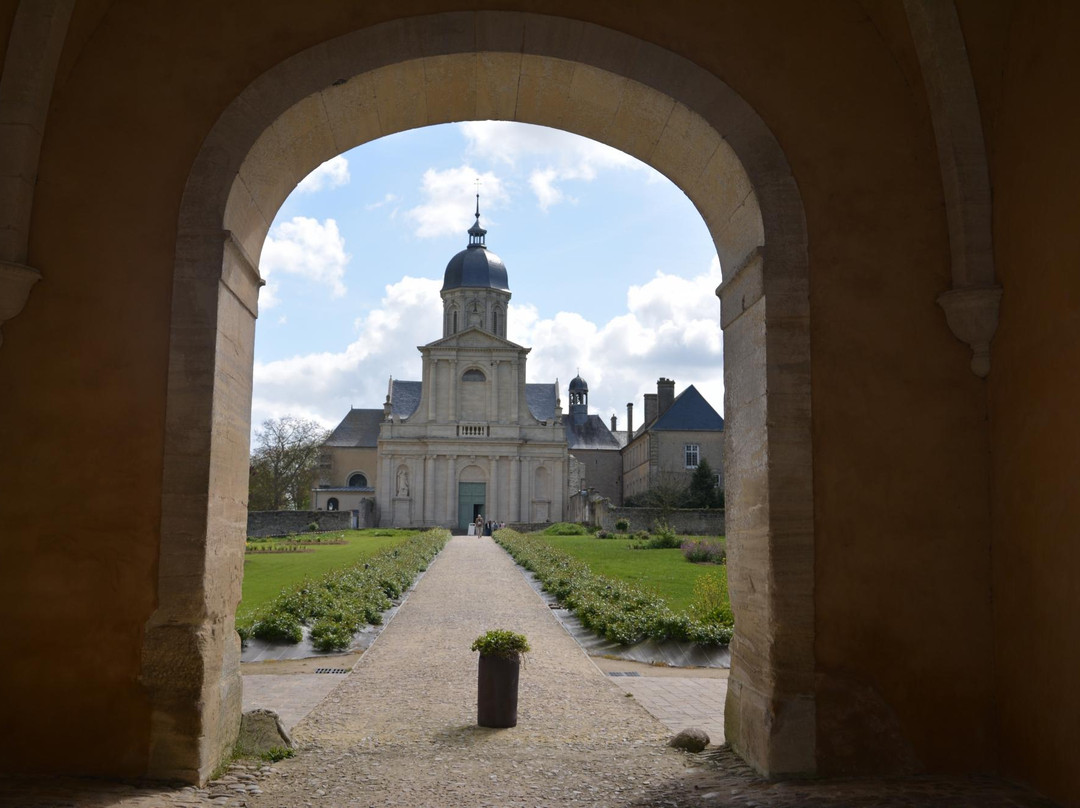 Abbaye Saint-Martin de Mondaye景点图片