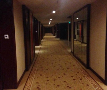 七仙女国际大酒店主图