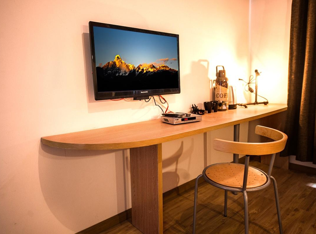 四姑娘山天晴客栈主图