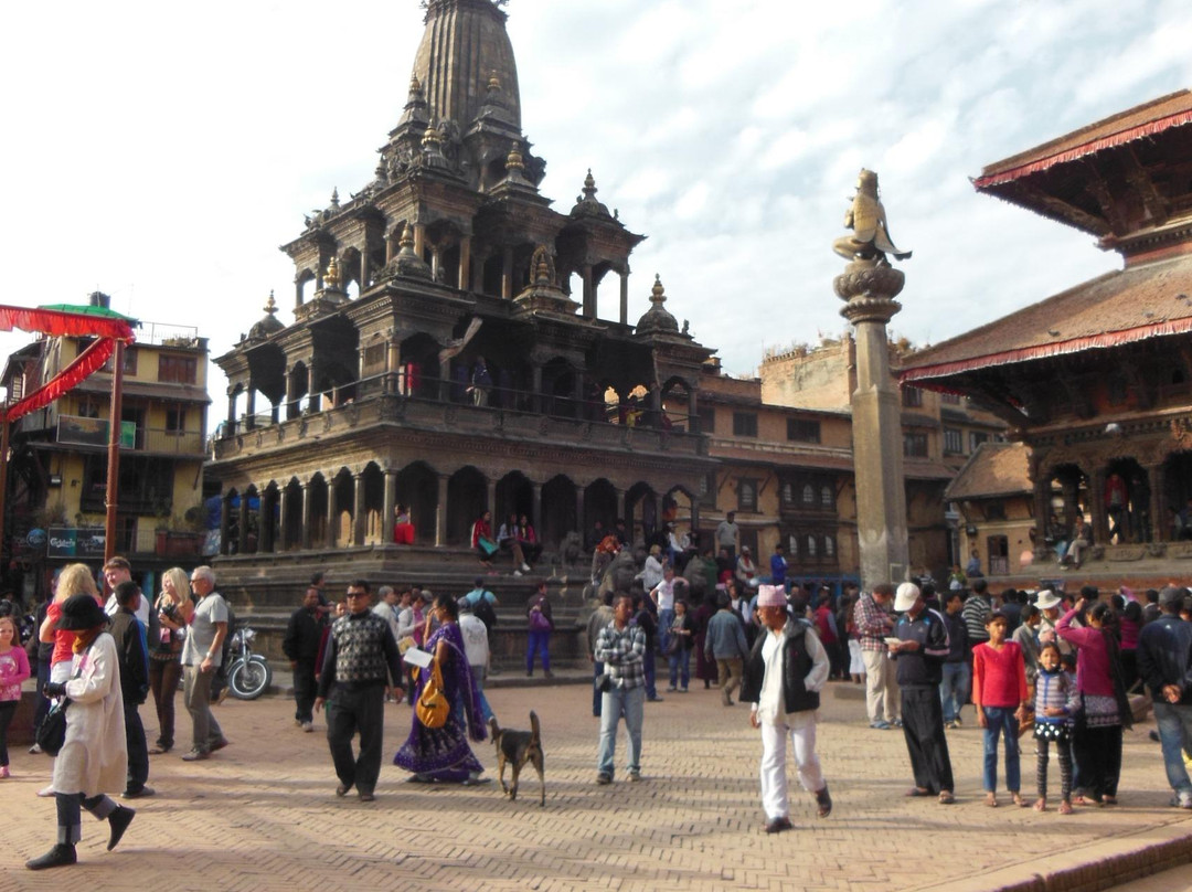 Krisnhna Mandir Temple (Chayasim Deval)-帕坦（拉利特浦）必去景点