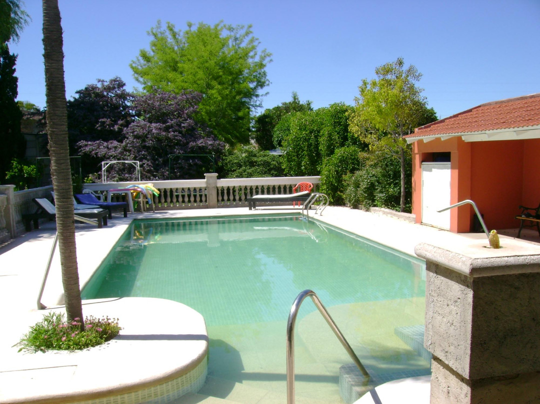 Guamini酒店住宿-Carhue Hotel & Spa Termal