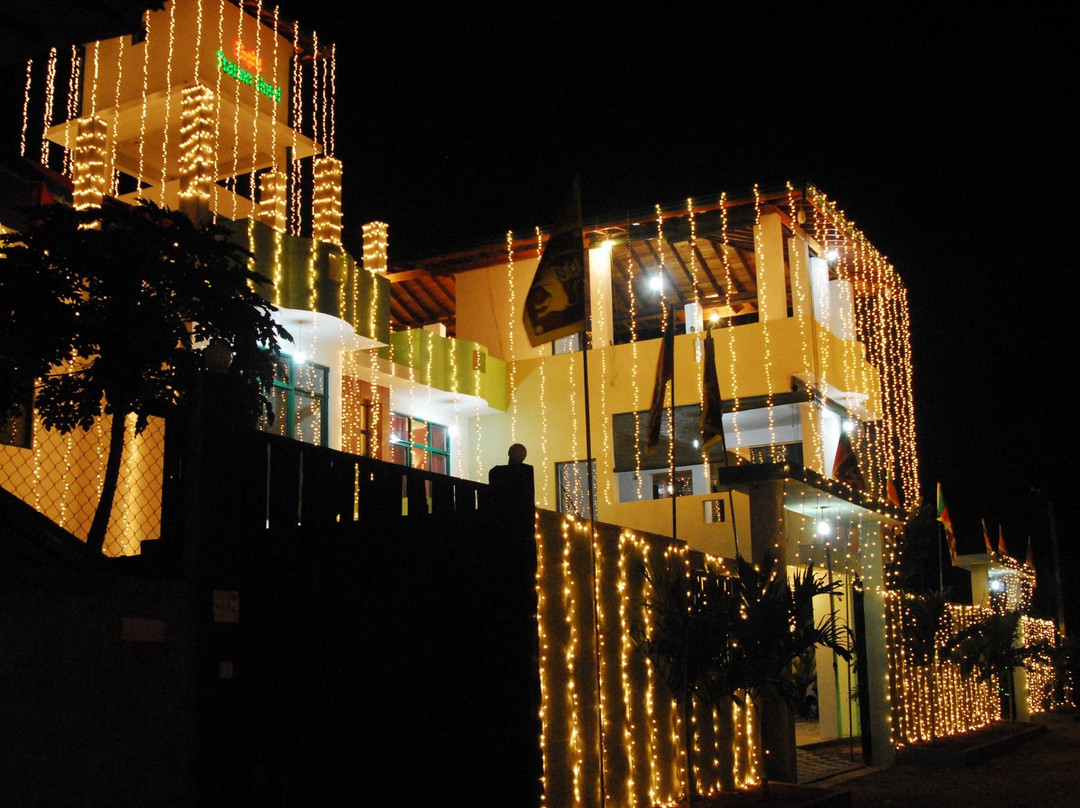 Panadura酒店住宿-OYO 290 Night Station Hotel