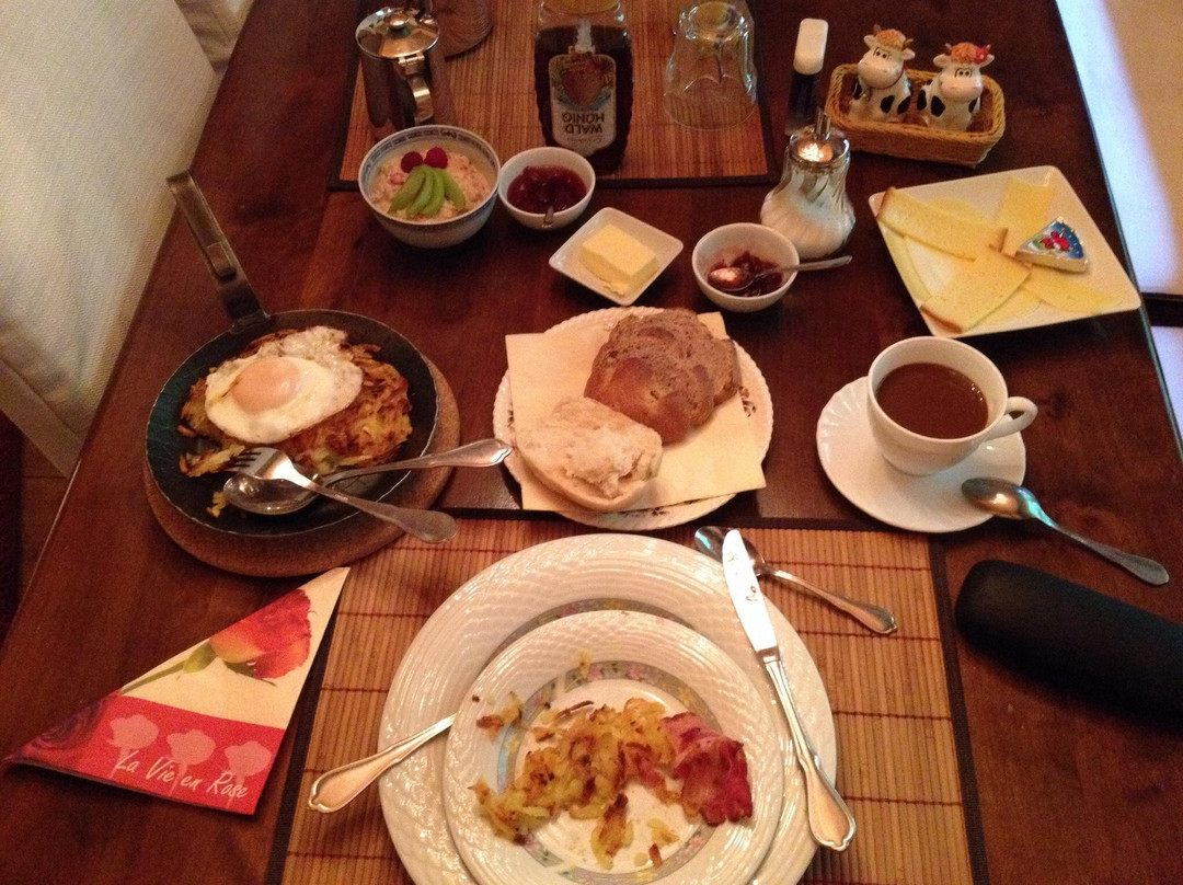 Hellbuhl酒店住宿-Bed & Breakfast Haus im Loechli