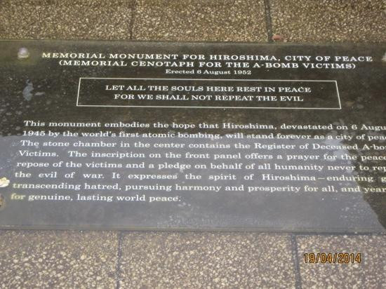Hiroshima Peace City Monument Cenotaph for the Atomic Bomb Victims-广岛市必去景点