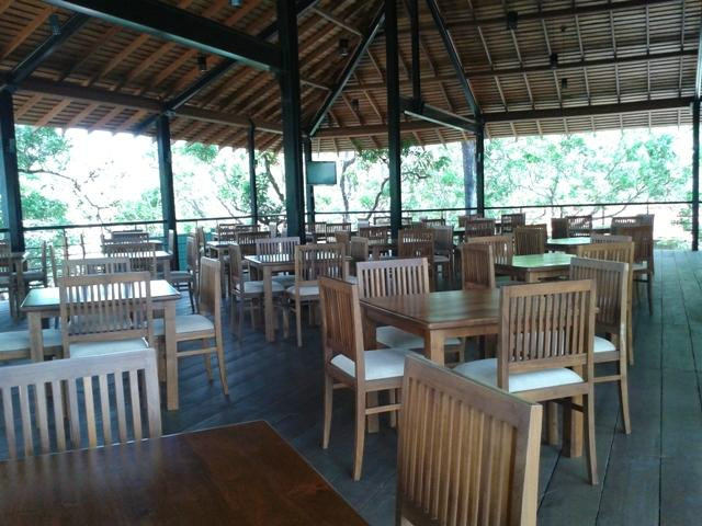 Kantalai餐馆和美食-Lake Front Rest