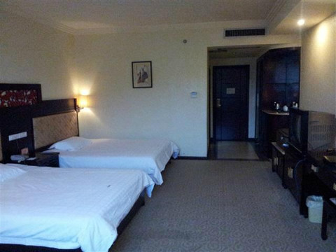 花园假日酒店(桂林两江四湖理工大学店)主图