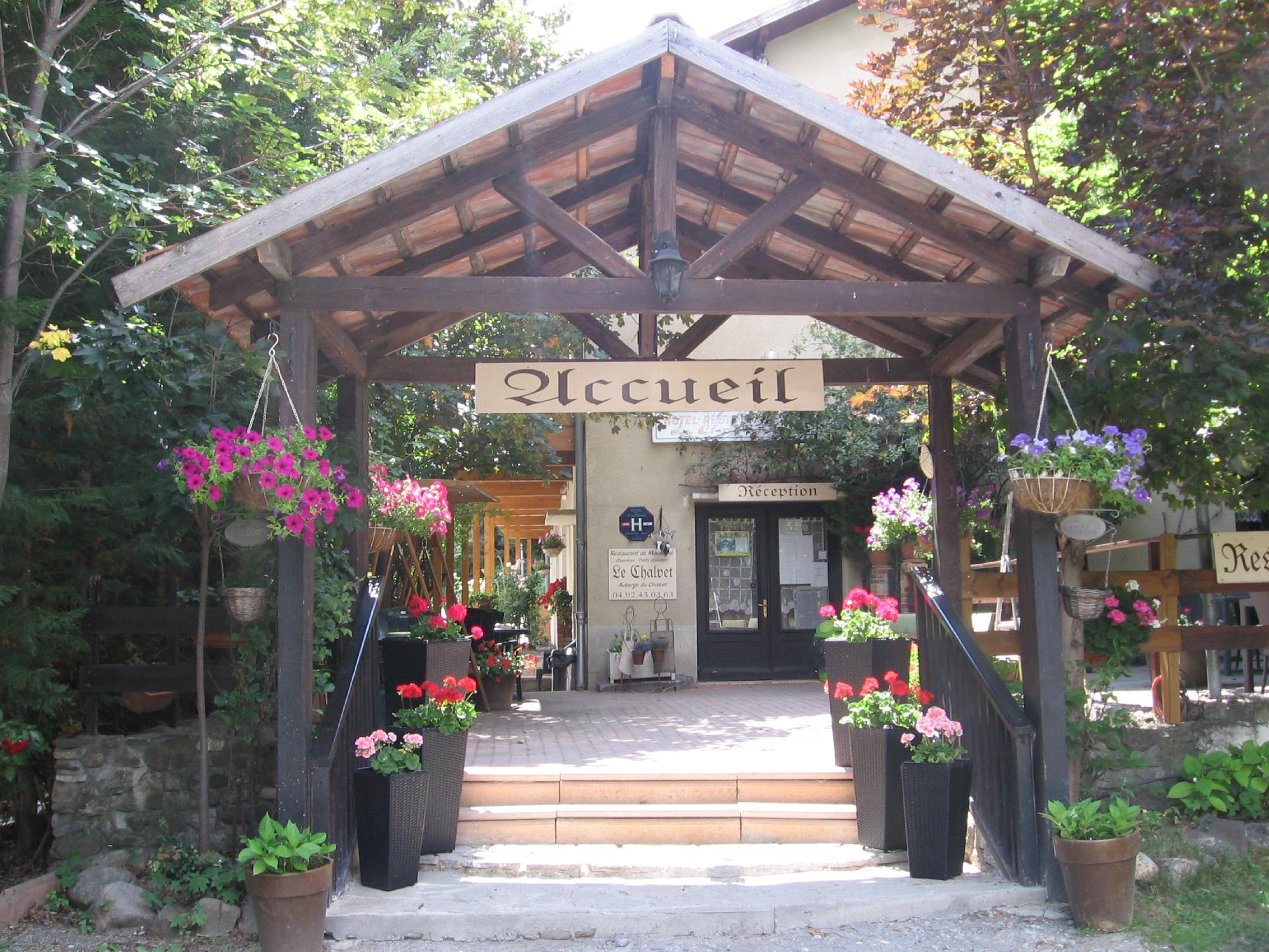 Hotel & Restaurant Le Chalvet-官方