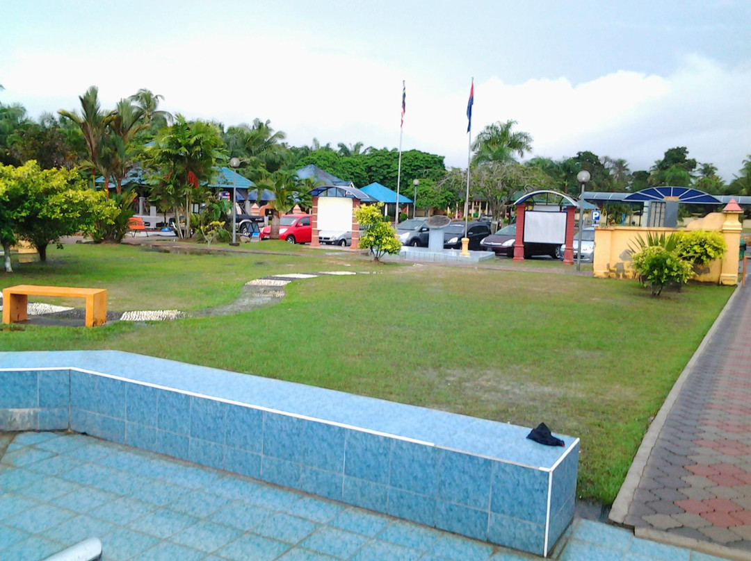 Grisek Hot Spring-麻坡必去景点