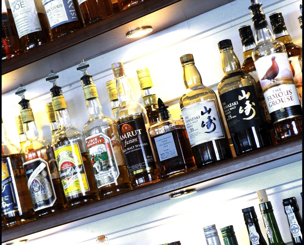 Kvelde旅游景点-Draaben Bar