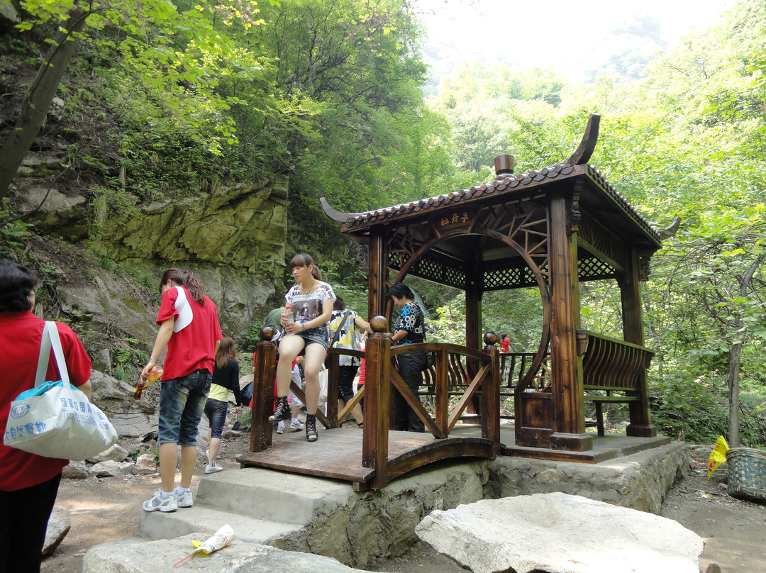 秦岭九龙潭风景区-西安市必去景点