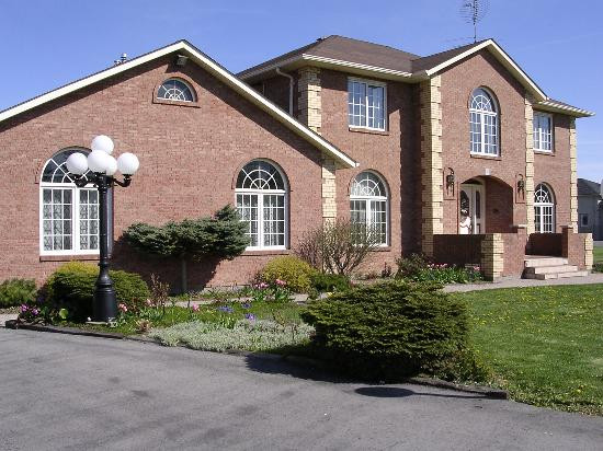 Virgil酒店住宿-Arbour Breeze Bed & Breakfast