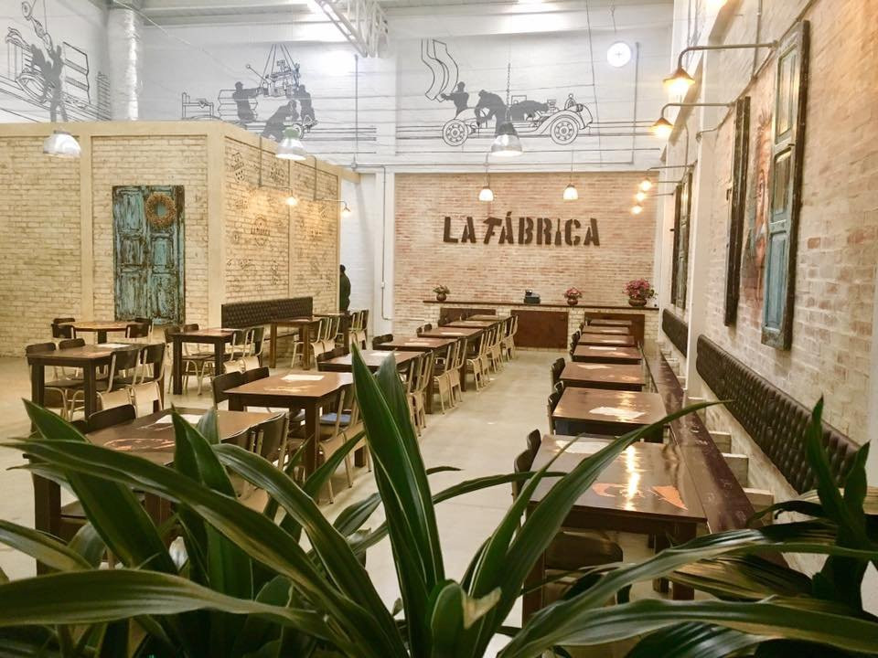 Tunja餐馆和美食-La Fabrica