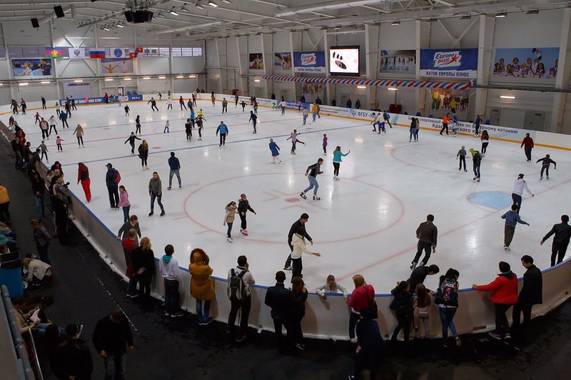 Ice Skating Rink景点图片