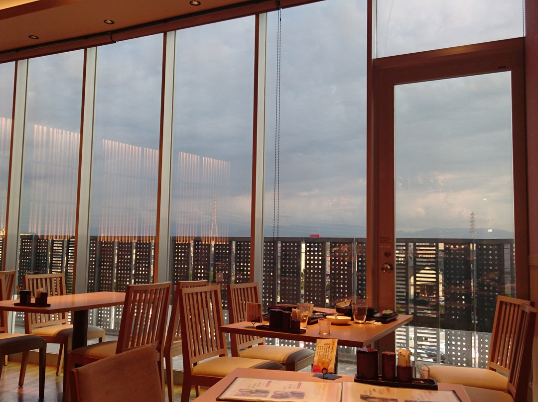 惣菜と定食 はしや アリオ鳳