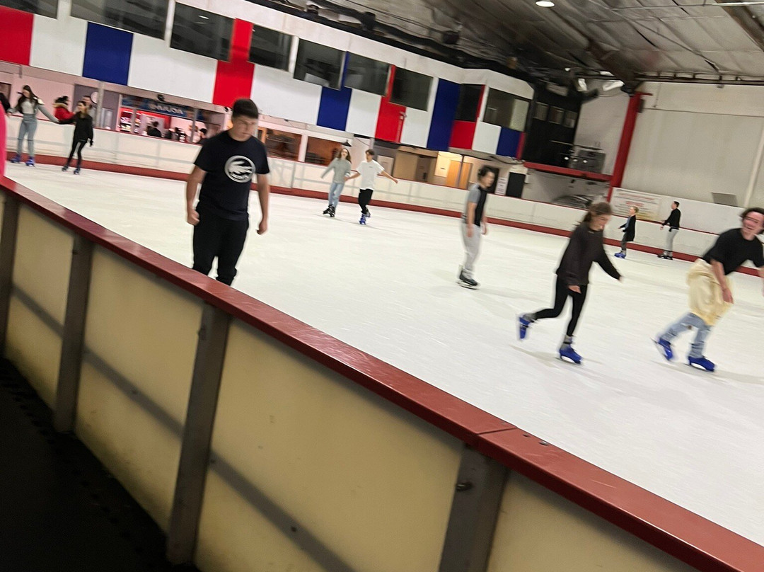 Iceland Bundall Ice Skating-黄金海岸必去景点