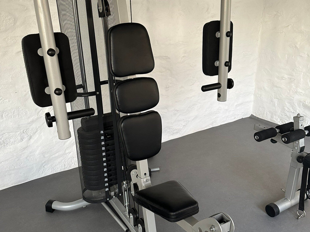 伊利亚度假酒店主图