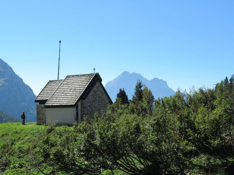 Cappella Alpina di Fedare-Colle Santa Lucia必去景点