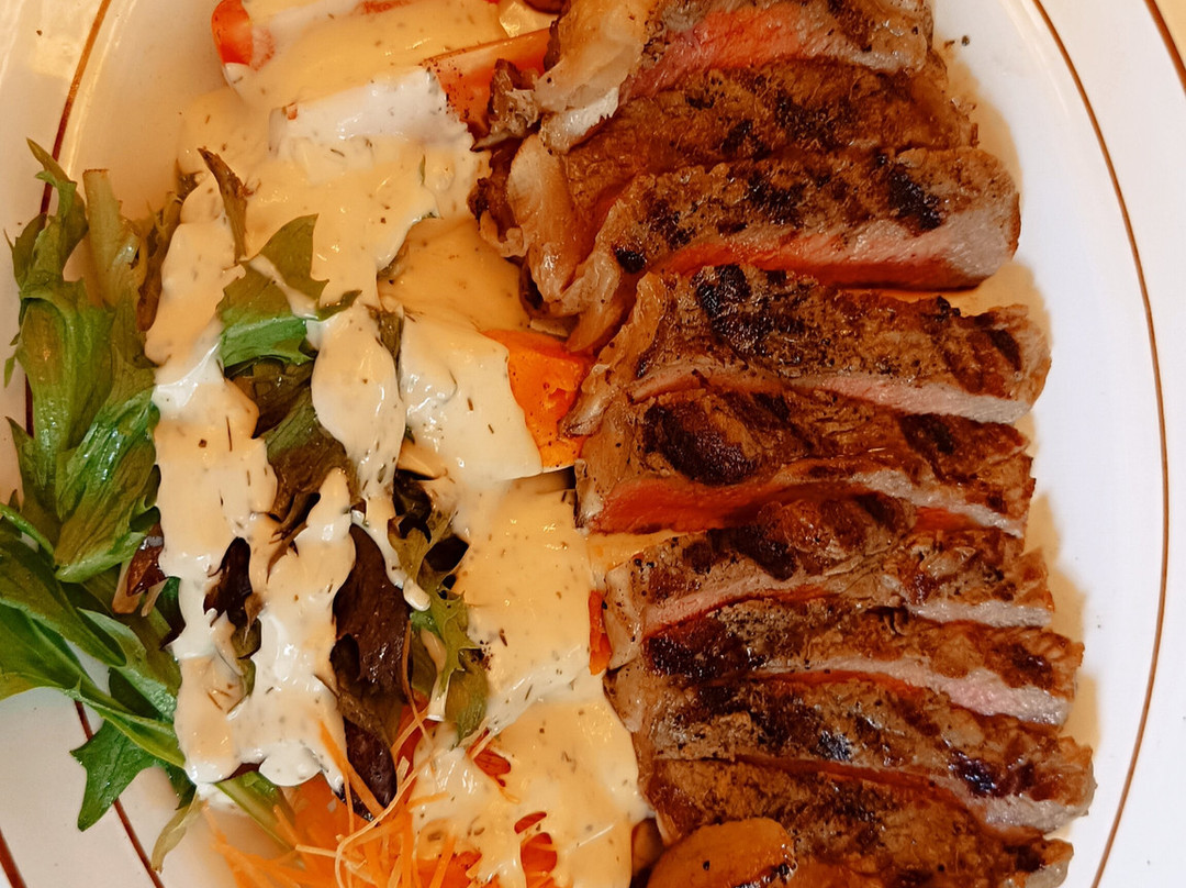 Chloe's Bistro and Bar