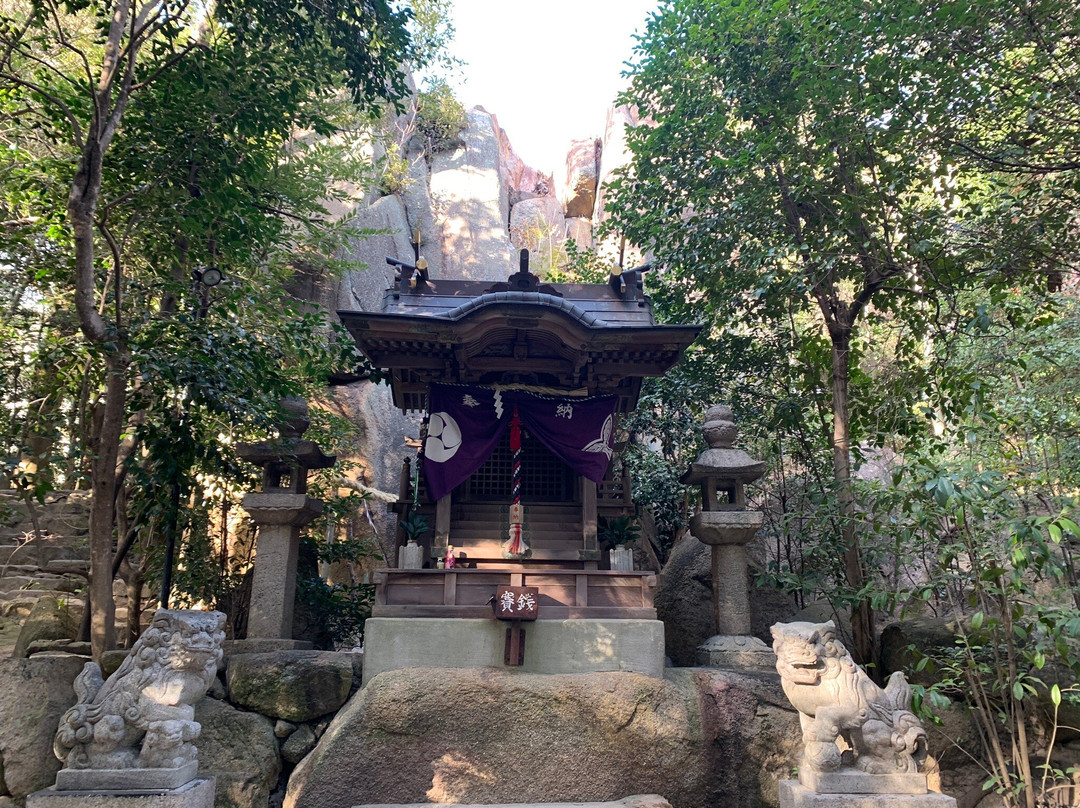Koshikiiwa Shrine-西宫市必去景点