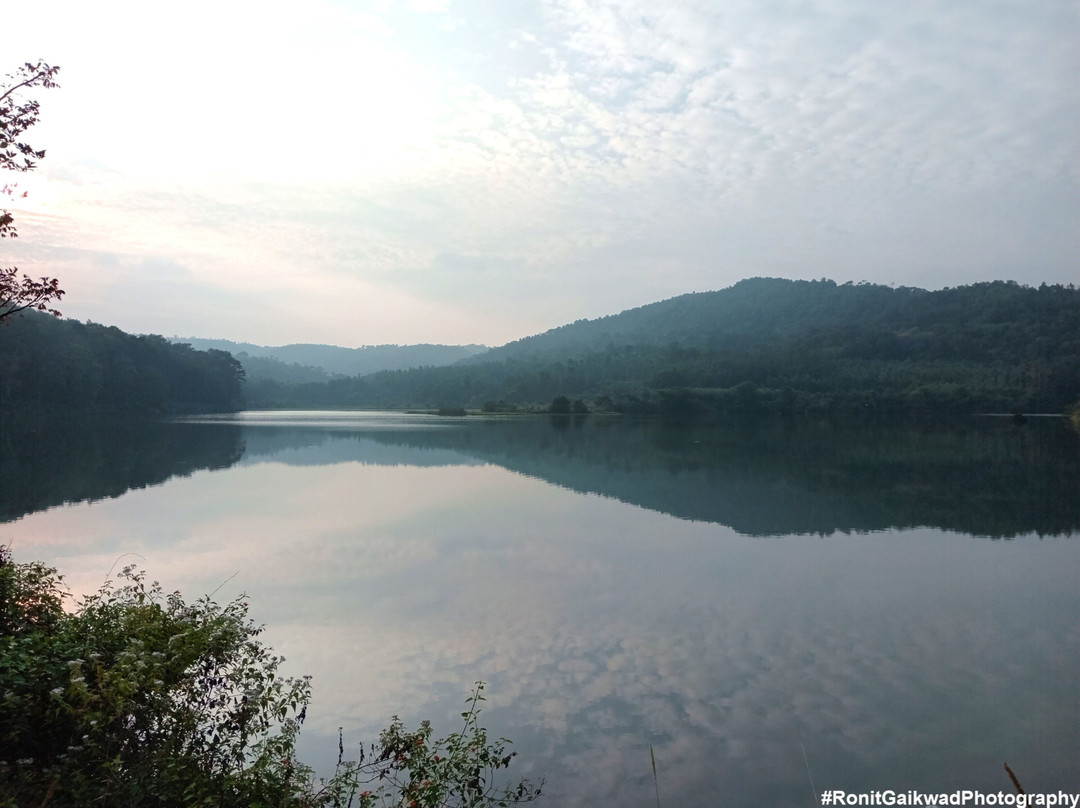 Hirekolale Lake景点图片
