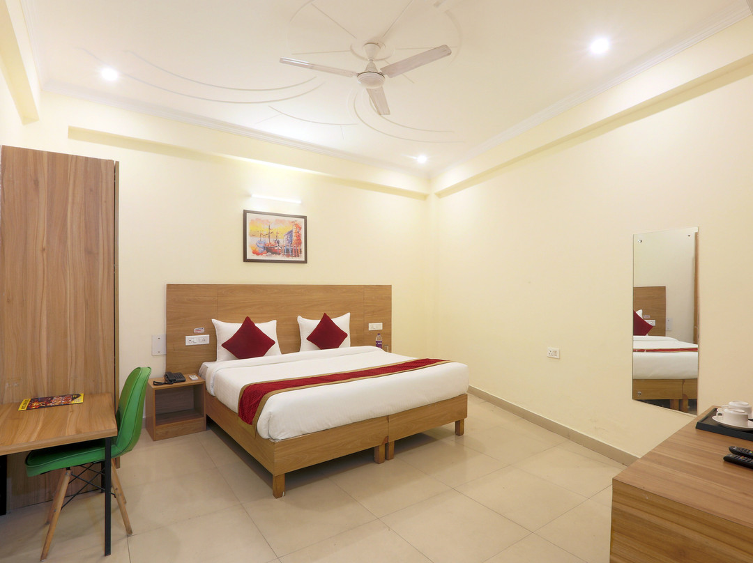 Hotel Lemon Suites & Banquet