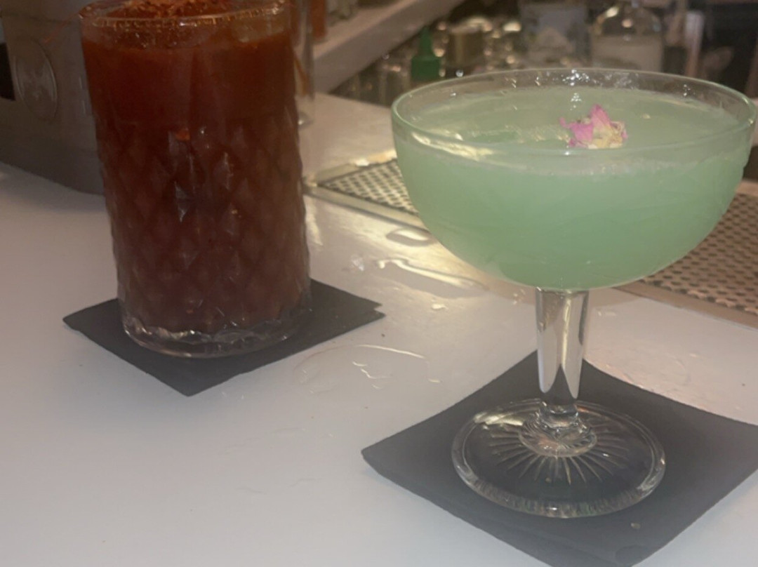 La Bussola Bar Koukounaries-Koukounaries必去景点
