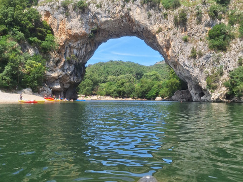 Viking Bateaux-瓦隆蓬达尔克必去景点