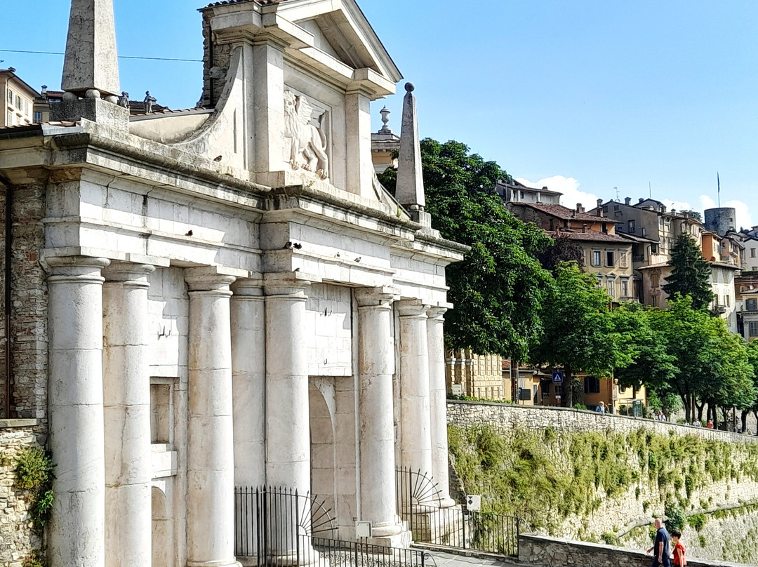Porta San Giacomo景点图片