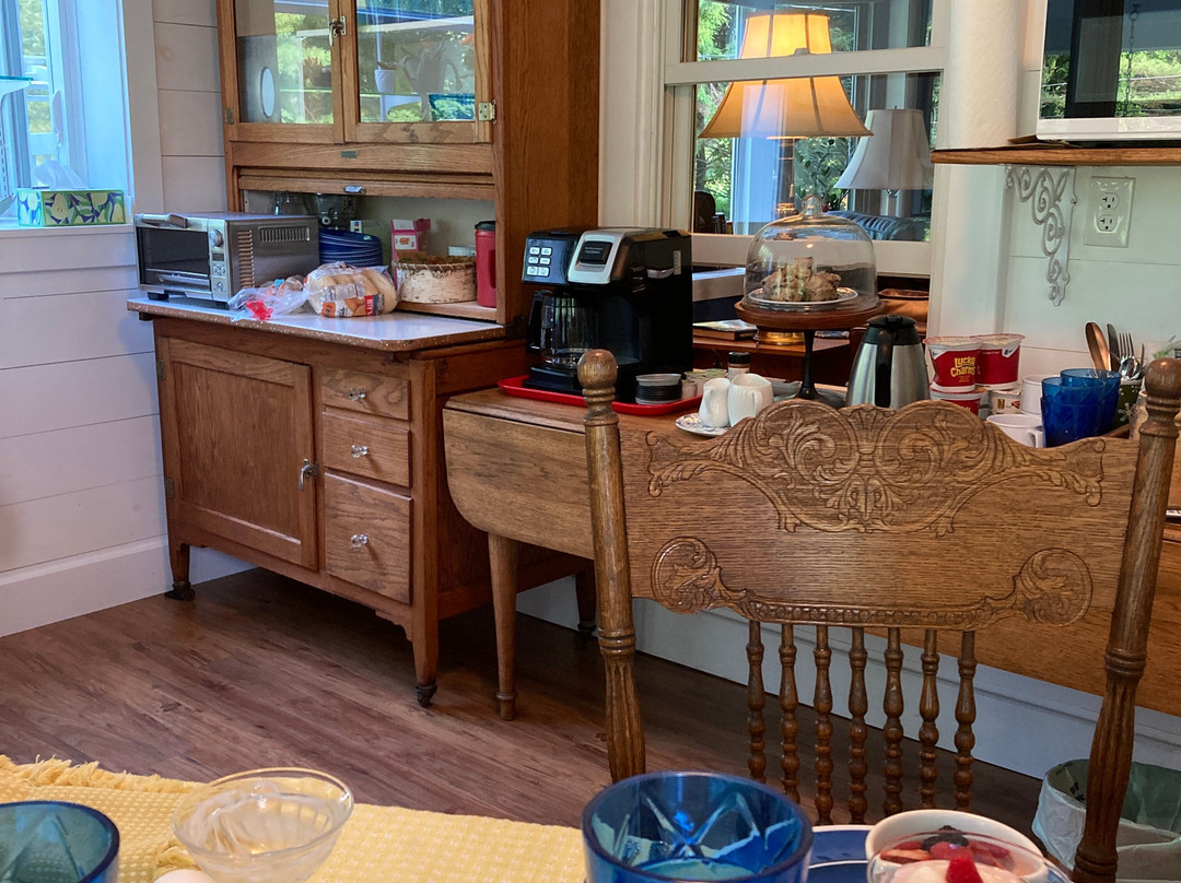 Clary Lake Bed and Breakfast主图